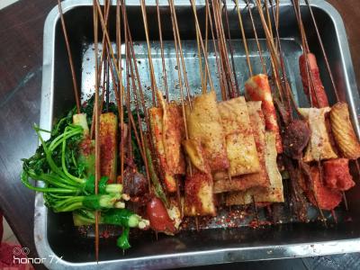 油炸串串香技術(shù)培訓(xùn)要收多少學(xué)費(fèi)？沒有時(shí)間限制
