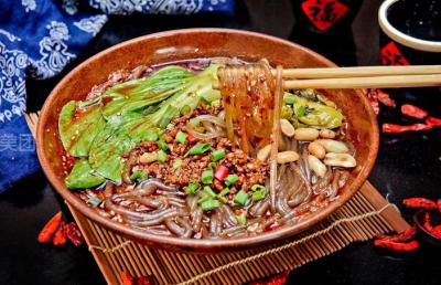 酸辣粉培訓哪里靠譜?湯料的調制