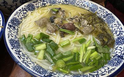 烏雞米線培訓(xùn)價(jià)格表   烏雞米線培訓(xùn)價(jià)格表